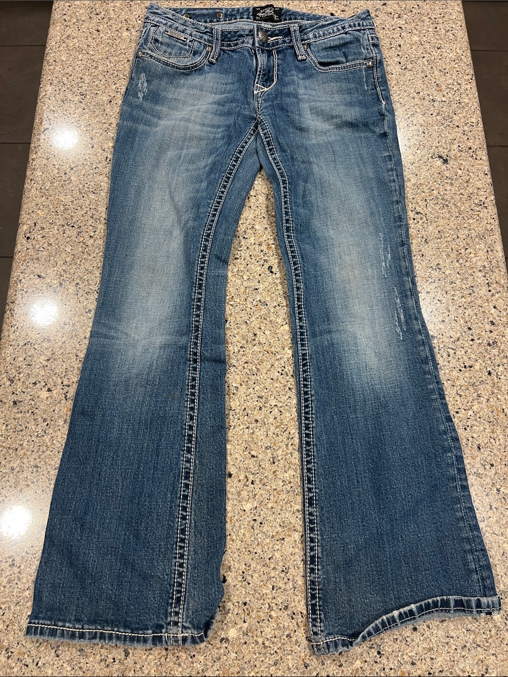 Express rerock bootcut short 4s Womenās Blue Bootcut Jeans z21